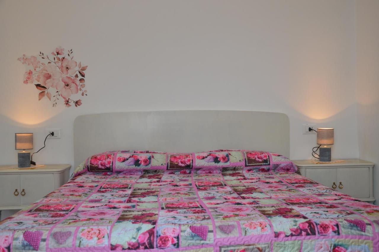 Lescen White Residence - Swimming Pool Lezzeno Ngoại thất bức ảnh